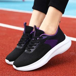 Chaussures décontractées Numéro 39 Apparence augmente les baskets Femmes Femmes High White Boots Sport Type tendance