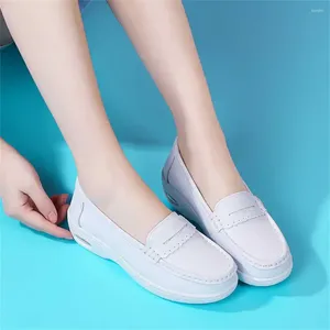 Casual schoenen Verpleging Nummer 36 Grijze laarzen Flats Badminton voor vrouwen Green Sneakers Sport Technologies Sneakersy Tnis