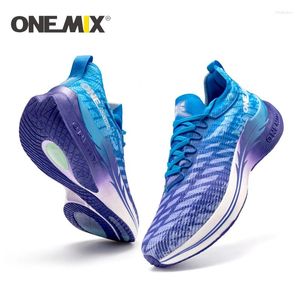 Chaussures décontractées ONEMIX course professionnelle pour hommes respirant athlétique entraînement Sport extérieur imperméable antidérapant puant baskets