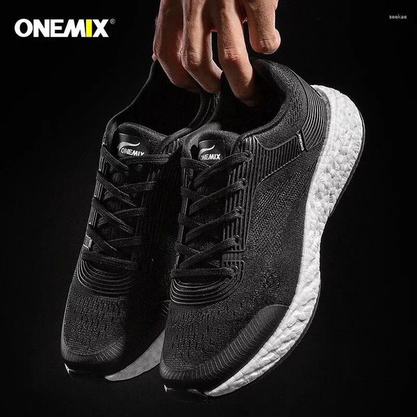 Chaussures décontractées Onemix Running For Women Sneaker Sports Lightweight Breathable Antislip White Outdoor Jogging Walking Sneakers