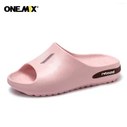 Chaussures décontractées Onemix Summer Flip Flop Pantres confortables Fashion Sandales Sandales rapides Men Men Indoor Home Slip-On Flat Tlides