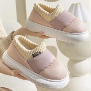 Chaussures décontractées fourrure extérieure pour les femmes étanches et semelles épaisses 2024 Couples de chaussures d'hiver Bottes de neige unisex