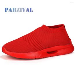 Chaussures décontractées Parzival Original Men's Summer Male Slip-On Femme Sneakers Couple Couple de Tenis respirant