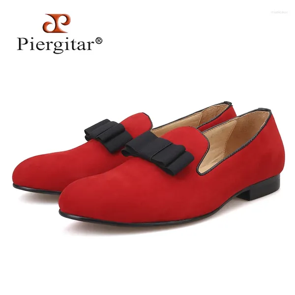 Zapatos casuales Piergitar Men Velvet with Bowknot Red o Black Color Flats Molfats para