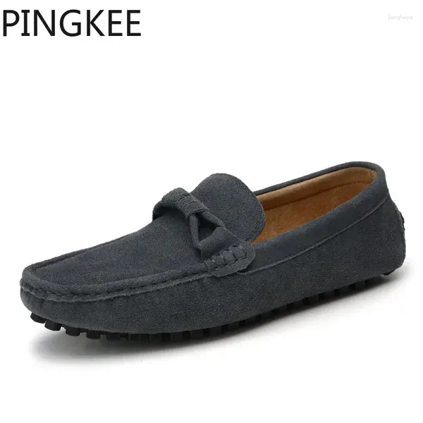 Zapatos casuales pingkee chic de almendra forma de gamuza de gamuza cosida de cuero cosido costado de costura amortiguada hombres clásicos de bote conductor de bote