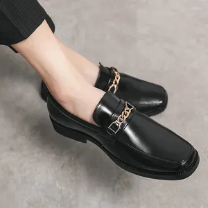 Chaussures décontractées grande taille 38-48 mocassins pour hommes sans lacet de haute qualité affaires formelle robe de mode anglaise mocassins marron noir