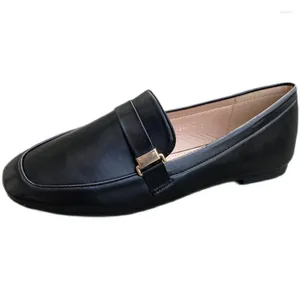 Casual schoenen plus maat plat voor vrouwen flats Engeland stijl zacht lederen vierkant teen slip op loafers dames mocassins werk vrouw