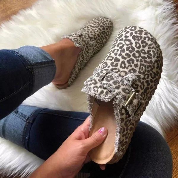 Chaussures décontractées plus taille des femmes d'été 2024 Fashion Leopard Print Semi-Support Modafers Ladies Socofy Flat Sporing-on