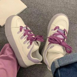Chaussures décontractées pourpre plate-forme baskets Vintage Women's Sports 2024 Spring Korean Vulcanize Flats Kawaii Tennis Femme Femme