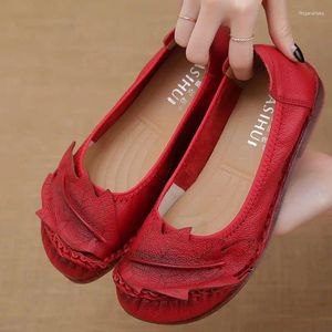 Casual schoenen rode ontwerper Mom ondiepe loafers 2024 Oxford Flats echte lederen mocassin vrouwelijk voor vrouwen comfort flat