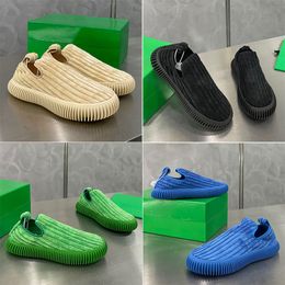 Chaussures décontractées série Ripple Sneaker Men Femmes Designer Classics All Over Intrecciato Soft confortable Talon plat Slip on Sneakers