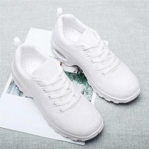 Chaussures décontractées Rock Summer Green Femme 2024 Vulcanize Femme des baskets blanches Femme Brand de tennis Sports Snackers Luxury