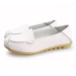 Casual Shoes Round-headed Soft-soled Flat-bottomed Driving Mother And Nurses' Women's