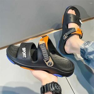 Zapatos casuales Botas superiores del piso de la nariz redonda Zapatillas Caminar alrededor de la casa Hombre Sandalia hawaiana Zapatillas deportivas El Boti más vendido YDX2