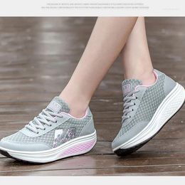 Zapatos informales para correr, zapatillas deportivas de suela gruesa para mujer, zapatos planos de otoño y verano para bailar, viajes, ocio, pastel de esponja