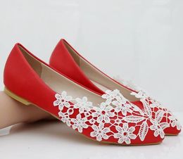 Zapatos casuales ryamag pisos para mujeres bancos y verano put encaje puntiagudo boda nupcial de gran tamaño de vestido plano de gran tamaño mocasines