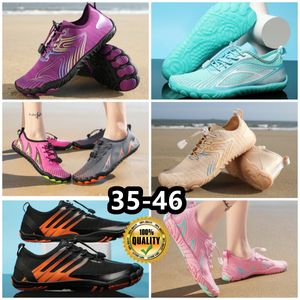 Chaussures décontractées Sandal Waters Chaussures Hommes Femmes Plage Aqua Chaussures Séchage Rapide Pieds Nus Randonnée Wading Baskets Natation EUR 35-46 confort doux