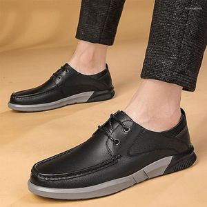 Chaussures décontractées vendant la tendance en Europe Amérique du parc en cuir authentique masculin de la Oxford Marche des semelles épaisses