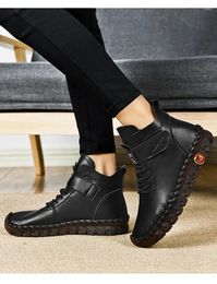 Zapatos casuales Venta de botas altas de cuero para mujer Botas de nieve cálidas Forro de piel de invierno Engrosamiento Villi térmico Suela blanda Botines antideslizantes