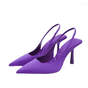 Zapatos informales Tacones altos para mujer sexy 2024 Tendencia de verano Diseño de marca Punta puntiaguda Mulas con espalda al descubierto Lentejuelas verdes Elegante Fiesta Baile Bombas para mujer