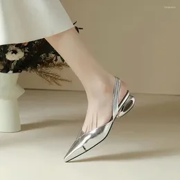 Casual schoenen Silver Women's Mary Jane Black Patent Leather Sandals Platform Low Heel Single Hollow High Heel