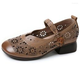 Casual schoenen maat 35-42 Zomer Moeders Cave Cow Split Leather Comfortabele zachte bodem zoil van middelbare leeftijd dames