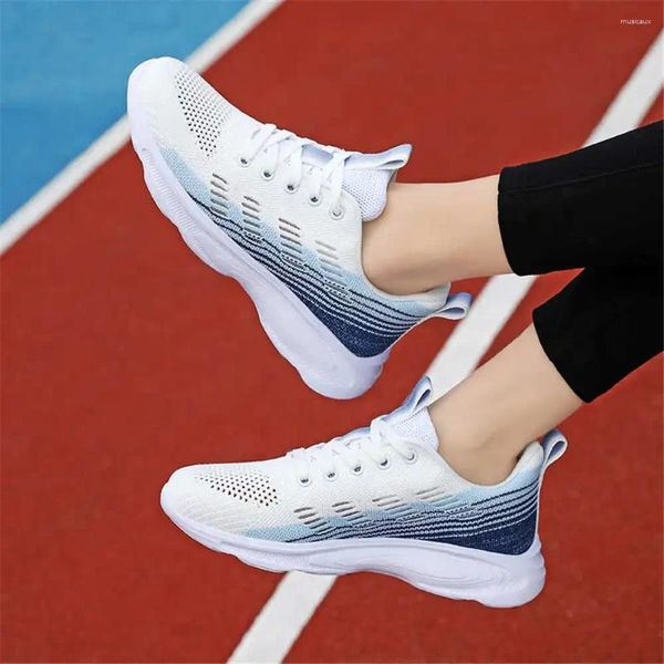 Zapatos casuales Sky Blue Spring Famous Vulcanize Mocasins Mujeres 2024 Adolescentes de zapatillas de deporte deportivo interesante