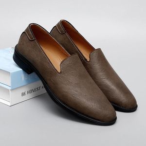 Zapatos informales sin cordones para hombre, mocasines de cuero para conducir, puntiagudos, ancho estrecho para pie fino, estilo coreano, talla grande 47 48