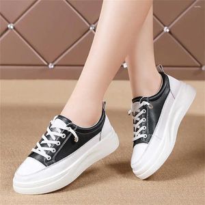 Casual Schoenen Kleine Maat Zonder Hakken Luxe Dames Sport Vulcaniseer Sneakers Dames 2024 Witte Veterschoenen Dames Lux Type