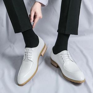 Casual schoenen Sociale mannelijke schoenbedrijfsstijl Oxfords Gentleman's comfortabele formele lederen wit gratis post voor heren