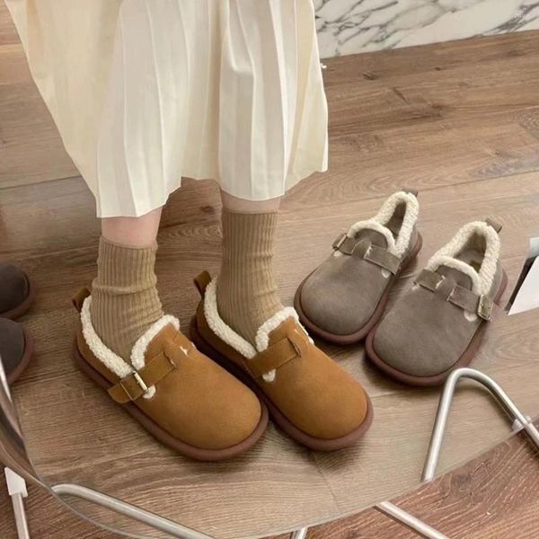 Zapatos casuales sólidos invierno de peluche calientes mocasines de mocasines de fondo retro mulas mulas coreanas