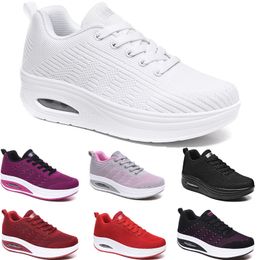 Chaussures décontractées Chaussures de sport 2024 Nouveaux baskets pour hommes Baskets Nouveau style de chaussures de loisirs pour femmes Taille 35-40 GAI-43 XJ XJ