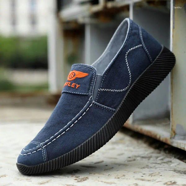 Zapatos informales de primavera y verano lienzo para hombres Slip on Work sin deslizamiento de zapatillas de desodorante transpirable