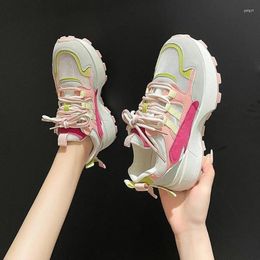Casual schoenen lente ademende mesh sneakers voor vrouwen lage veter sport buiten comfortabele vrouwelijke trainers dames vulcan