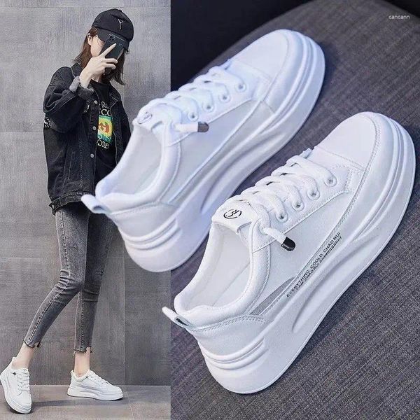 Chaussures décontractées Spring Fashion Medames Small White épais semelles tout-match Femmes Sneakers Zapatos Mujer