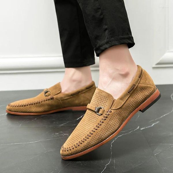 Chaussures décontractées printemps d'été pour hommes de la mode en daim en cuir en cuir mocassins creux en hollow