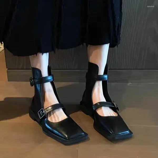 Chaussures décontractées Toe carrés Fémers Sandales 2024 Robe de designer tendance d'été marche rétro zapatillas peu profonde de Mujer