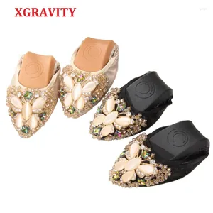 Zapatos casuales Stock Clearence Crystal Flats Ballet Flat Rhinestone Women Spring Autumn Butterfly Poined Toe Plateable C220