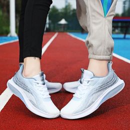 Chaussures occasionnelles Étudiant respirant -absorbing Running Men's Lightweight Women's Jump Rope Soft Elastic Pair Sneakers