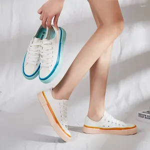 Chaussures décontractées toile d'été à lacets de couleur plate fond respirant et confortable blanc tout-correspondant étudiante femme