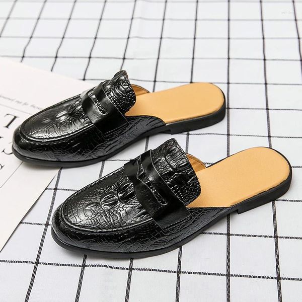 Chaussures décontractées Fashion Summer Half Plempères Black Mandis pour hommes Patent Leather Luxury Moccasins