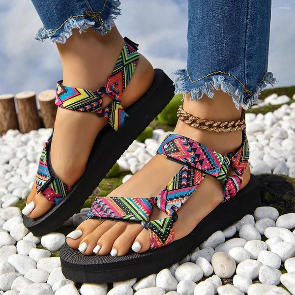 Chaussures décontractées Sandales plates d'été Femmes 2024 Plate-forme de corde mignonne plage légère de plage mignonne pour réconforter Sandalias Mujer