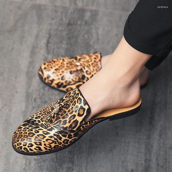 Zapatos informales Patrón de leopardo de verano Half para hombres Vestidos Slides Slides de cuero Party Party Slippers Sandals