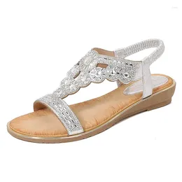 Chaussures décontractées Femmes d'été 1,5 cm plate-forme 3cm coins talons bas sandales romaines Lady Soft Plus Size Fashion Glitter Sneakers Bohemian