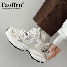 Chaussures décontractées Taoffen Sneakers pour femmes épaisses Sole Sole Breffe-Mesh Tennis Dames Running Fashion Wedge Sports Trainers
