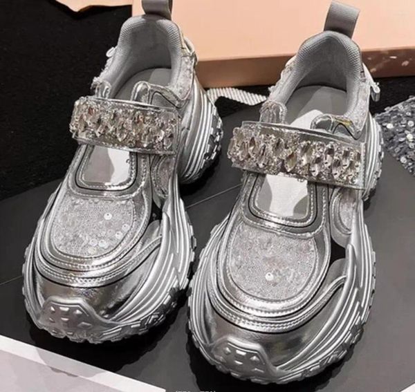 Chaussures décontractées Sole épaisse 8 cm Chunky pour les femmes 2024 Fashion Spring Bling High Platform Sneakers Corée designer Street All-Match