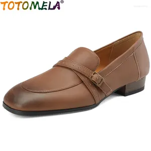 Chaussures décontractées TOTOMELA 2024 Retro Genuine en cuir en cuir Logs Slip on Flats Office Dames Spring Automne