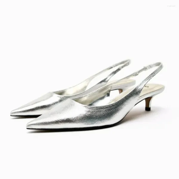 Chaussures décontractées Traf Silver Point Toe Mules Fomen Femmes Chic Low Talon Stilettos Slingbacks 2024 Été Concise Classcs Pumps