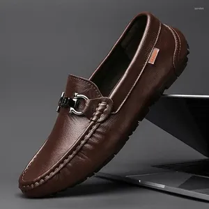 Chaussures décontractées Brands à la mode MANS MEN'S 2024 PRINTEMPS ET AUTOM CUIR AUTUME SLAPER POLUDE PAPILE PARAZ POUR HOMMES