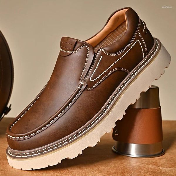 Zapatos informales de estilo de moda Herramientas de cuero gruesas para hombres